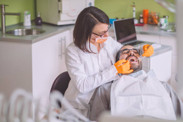 Best Emergency Dental Extractions in Kewaskum, WI